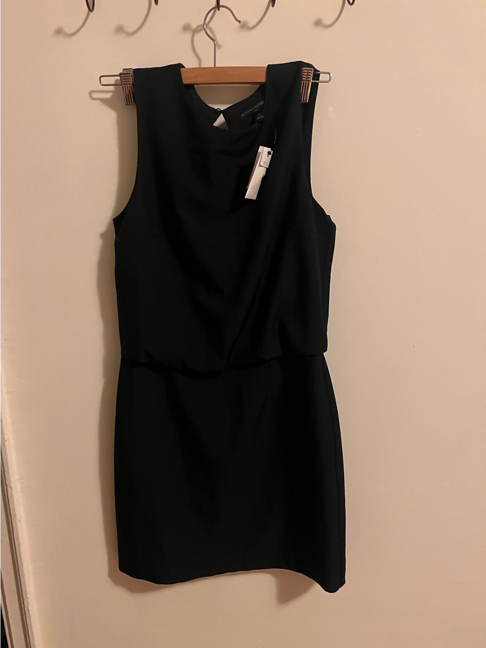 Banana Republic NWT Sleeveless Navy Shift Dress